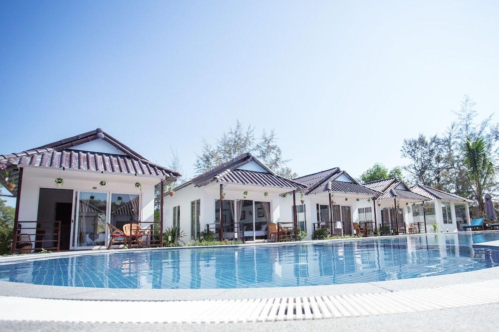 Sea Breeze Resort Sihanoukville Exterior photo